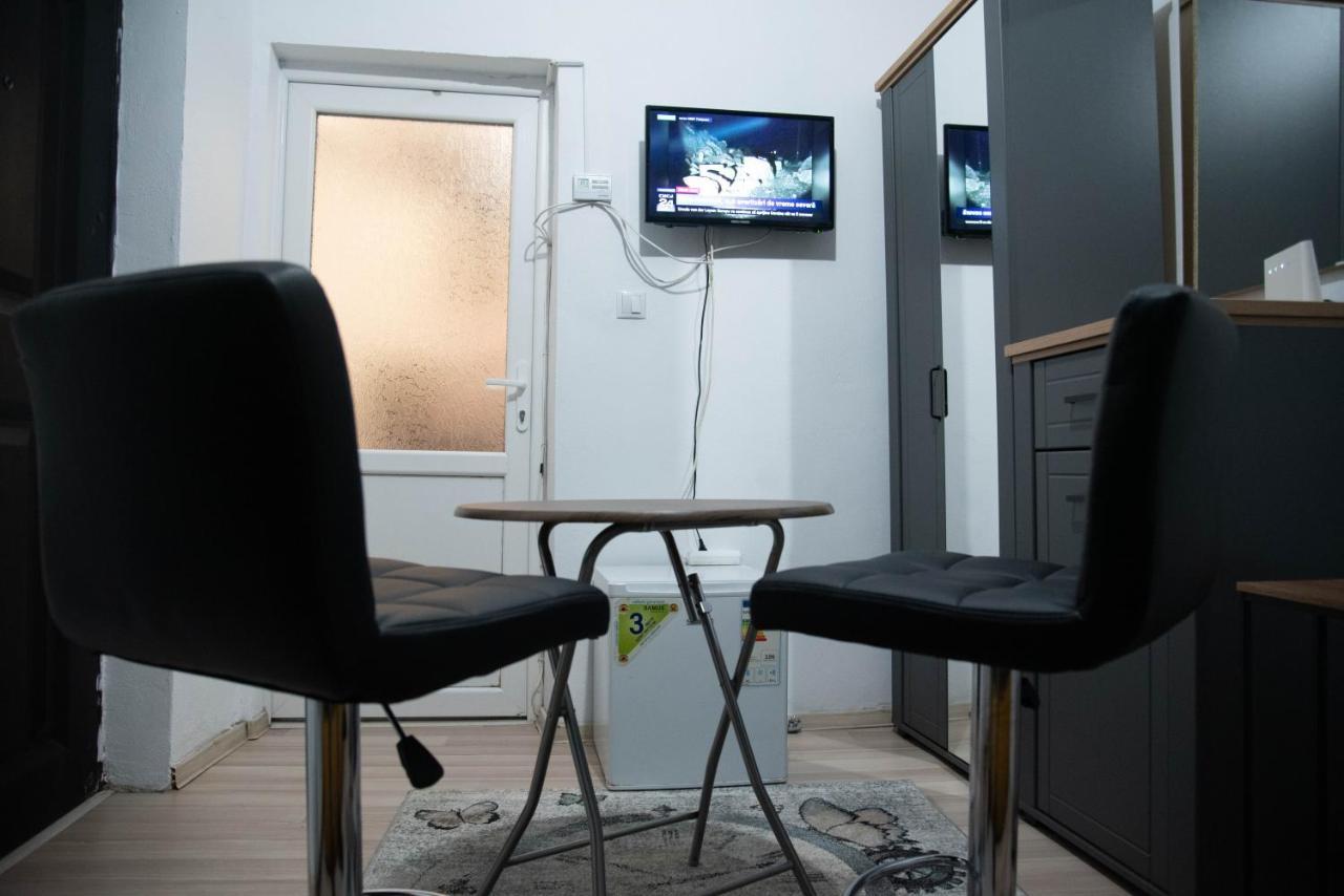 Apartment Little Center